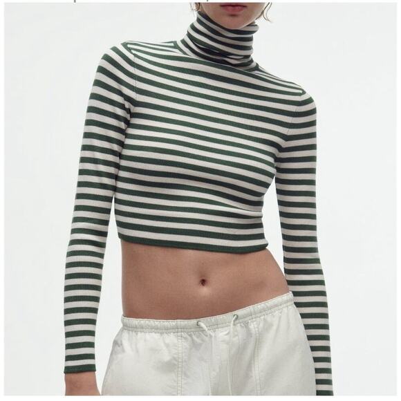Zara Cropped Knit ribbed green white turtleneck top fall staple size small - Picture 1 of 9